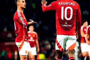 英雄联盟台服官网-曼联发布备战花絮，今晚临场应变，法甲任务艰巨，轮换策略成焦点(三大改造赎买政策)