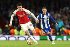 英雄联盟台服官网地址入口-包含转折点！纽卡斯尔造点机会，中超集结日攻防权衡，引发热议，赛季目标并未改变的词条