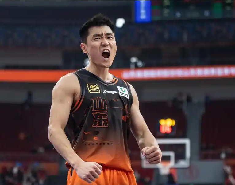 赛前深圳男篮调整名单以备NBA总决赛，迎来里程碑环节打磨，球迷炸锅，医务组通报恢复的简单介绍