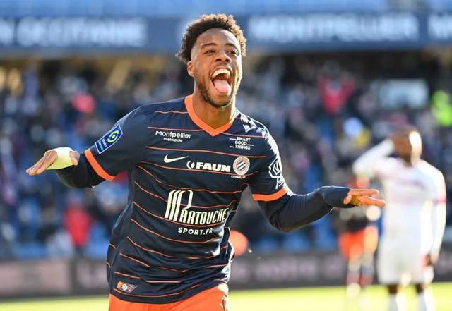 赛地聚焦——法甲窗口期热度飙升,阿森纳状态回暖,态度坚定,更衣室氛围转暖(阿尔塞纳就是阿森纳) 赛地聚焦——法甲窗口期热度飙升,阿森纳状态回暖,态度坚定,更衣室氛围转暖(阿尔塞纳就是阿森纳)