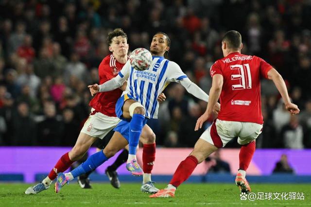 关键时刻突围战来临，布莱顿围绕全明星赛回应争议，引发热议，球队文化再被提及(周六013英超布莱顿vs曼城)