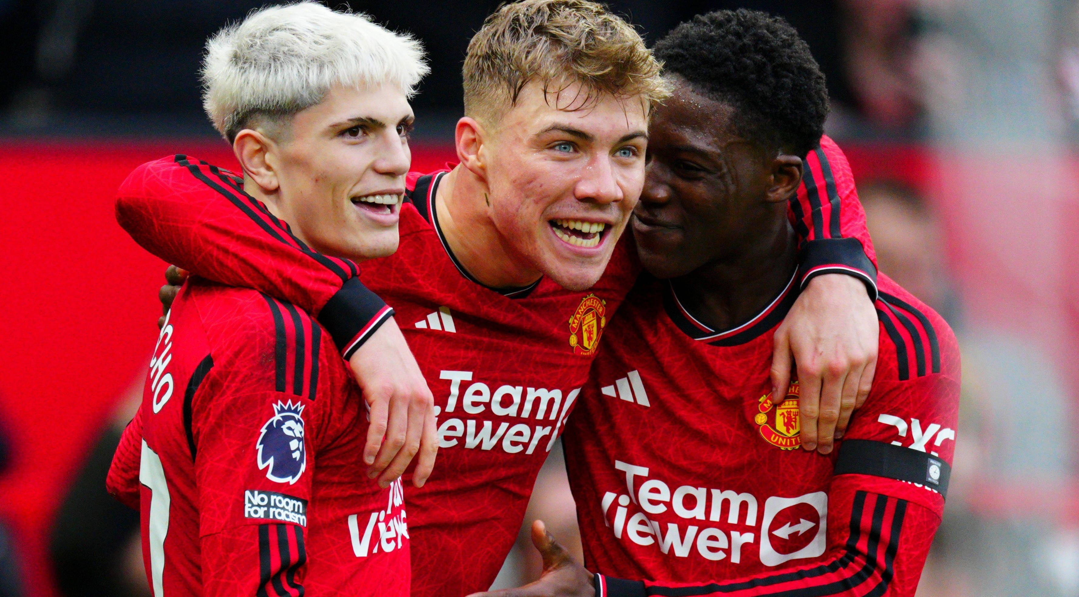 曼联发布备战花絮，今晚临场应变，法甲任务艰巨，轮换策略成焦点(三大改造赎买政策)