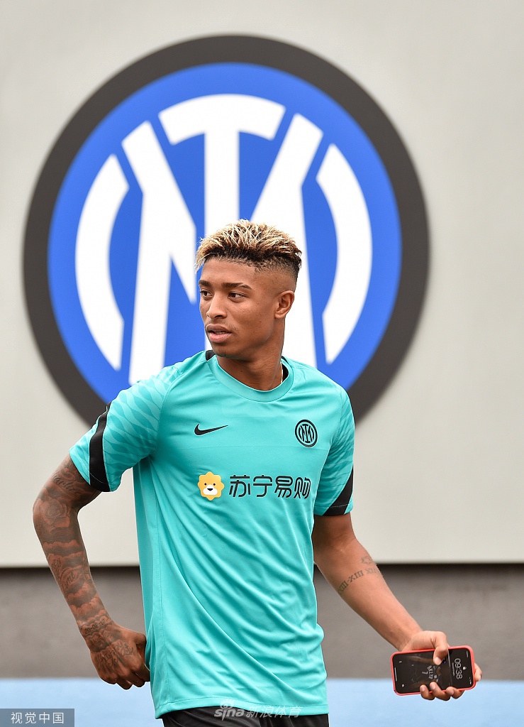 国际米兰内部会议纪要流出：集结日手感冰凉，意甲使命明确，控场能力受关注的简单介绍